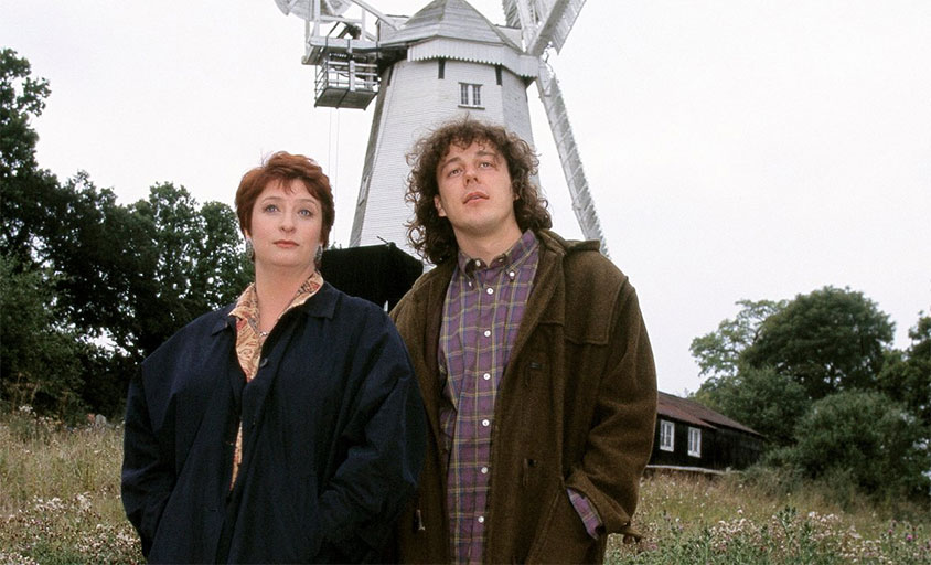 jonathan creek and maddy magellan - just one example of a sleuthing couple with crime-solving chemistry