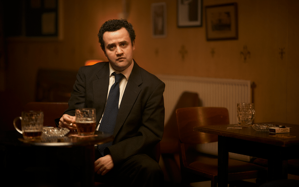 Daniel Mays stars as DCI Peter Jay in Des episode 2