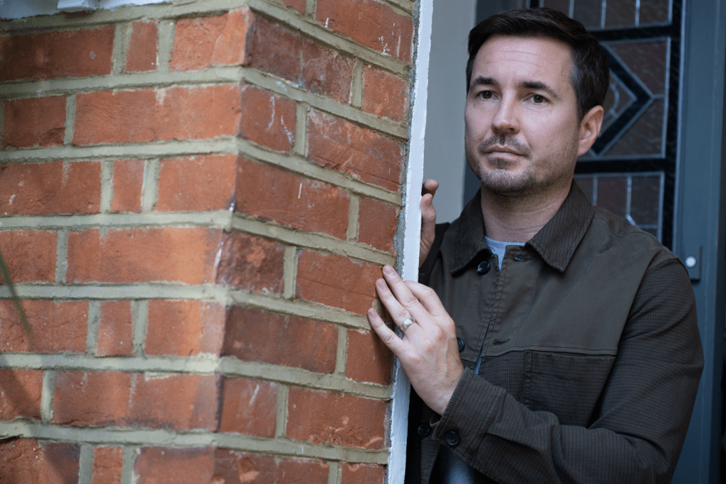 Martin Compston stars in Our House episode 1